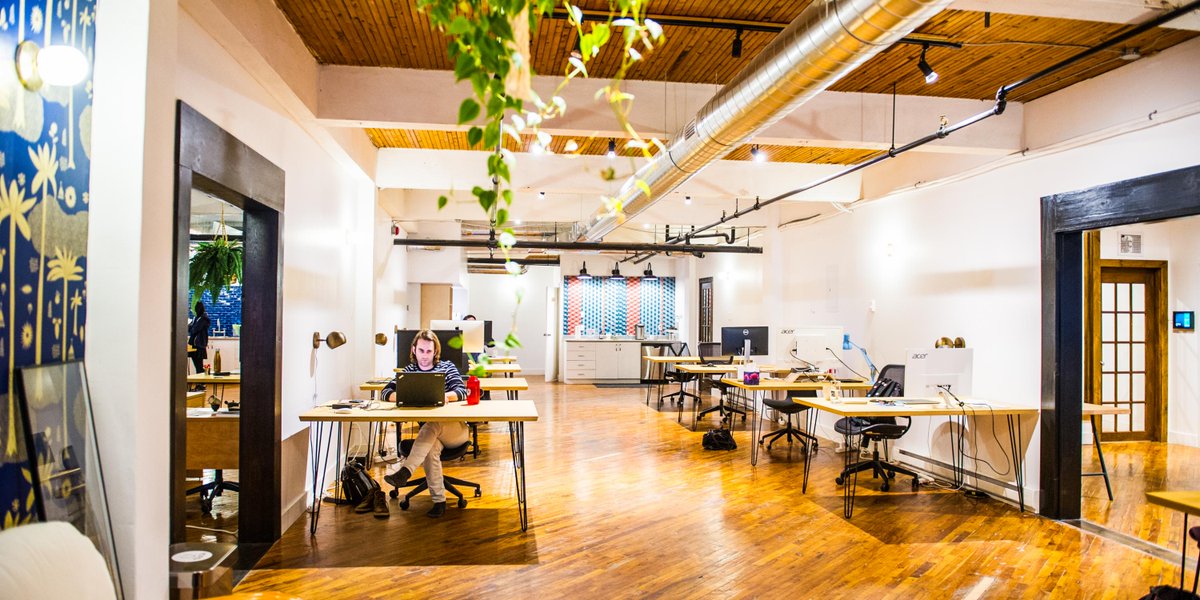 Anomaly_MTL's tweet image. It may be grey but we&apos;re not letting this stop us. Starting the week off on the right foot with our &quot;Surprisingly Fresh&quot; space.

#AnomalyMtl #Plotlylife #Montreal #Tech #Canada #MTL #MTLTech