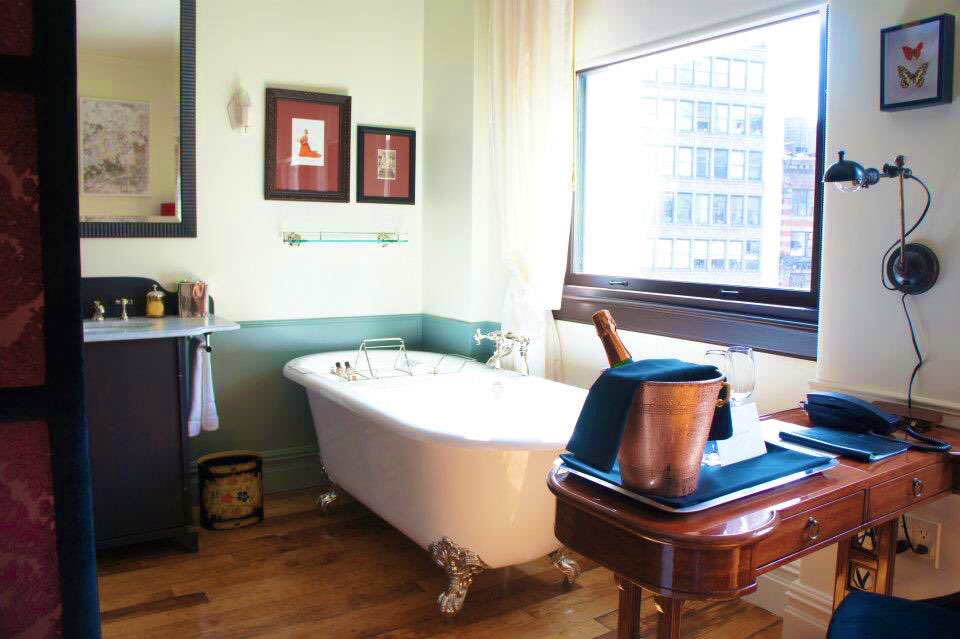 hothospitalitye's tweet photo. @AmandaThurlow @whatshedidx @LDNEventsGirl @TheEventsGirl @SellingMICE @Caleb_Parker @HannahLuffman @IamHollyMoore @LuxuryLondonGuy @TheEventFixer Think I got a winner with The Nomad Hotel in NYC. Aesop products, rolltop bath, champagne 🥂, books in fancy dresser and views. Am I missing anything? #sexyinthecity #bathroomgoals #ineedtogoback https://t.co/Aw9Vdlg7zp