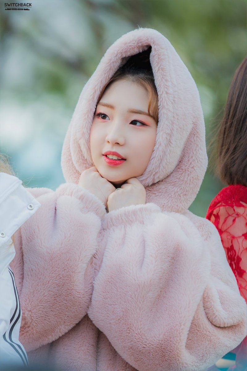 switchback_1111's tweet photo. 190331 인기가요 미니팬미팅

예쁜 말 모두 모아서 따다 주고 싶은데

#LOONA #Yeojin #이달의소녀 #여진
@loonatheworld https://t.co/4Ic1BMwFKK