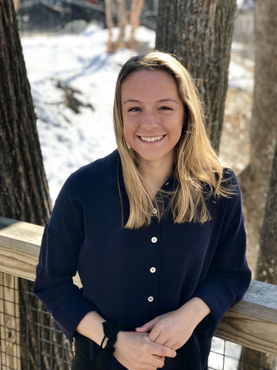 UNHAnalytics's tweet image. Devan&apos;s professional goals involve entering the healthcare/hospitality industry. Using knowledge gained from classes such as health analytics at #UNHAnalytics &amp;amp; her previous business degree she hopes to make an impact on people&apos;s lives. buff.ly/2YBaBVE #BigData #ThisIsUNH