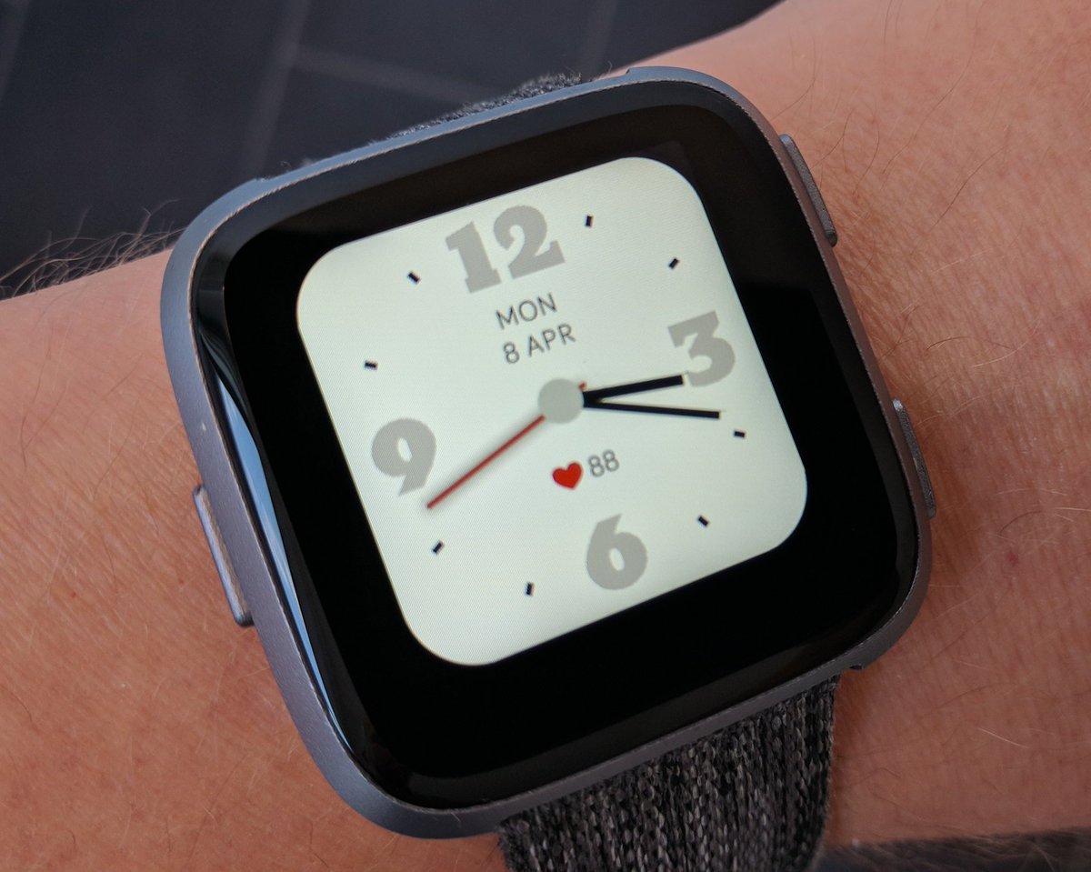 Runeapps1's tweet photo. Testing building a watch face. #fitbitversa #fitbitversalite #fitbitionic #made4fitbit https://t.co/ixqSGN2ffd