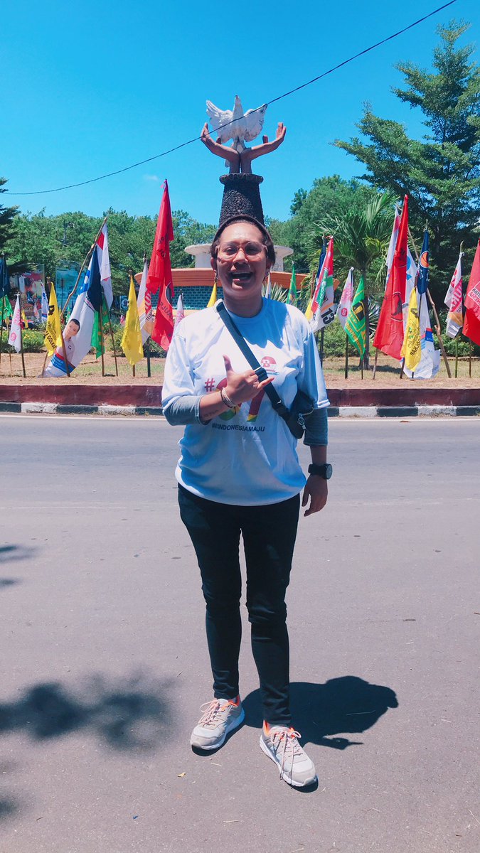Gradicuy's tweet photo. Siapa mau kenapa siapa?!
JOKOWI HARGA MATI #satuperiodelagi #01 https://t.co/EYy3iW8oly