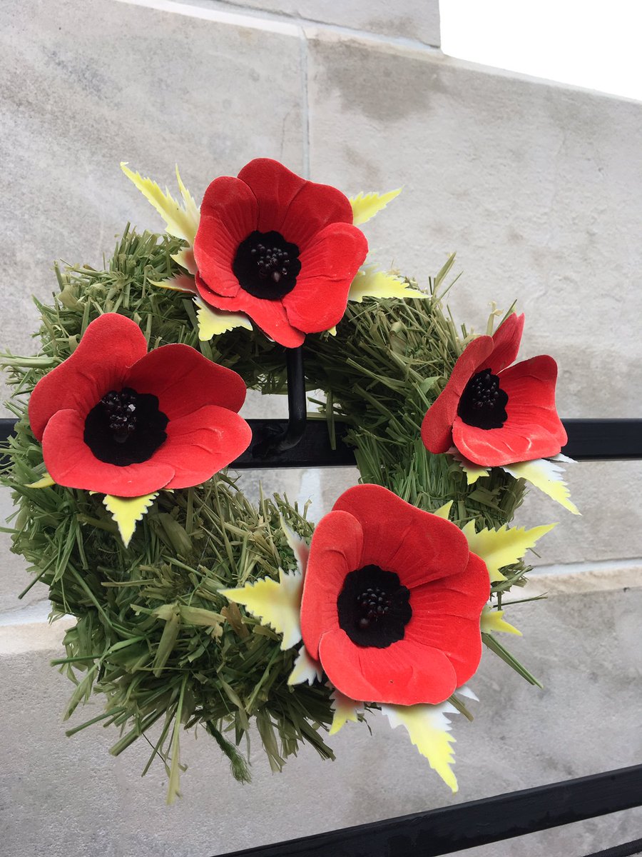 PHSHistory1's tweet photo. VC’s at Tyne Cot #PHSBattlefields2019 https://t.co/PQ7smCkp4c