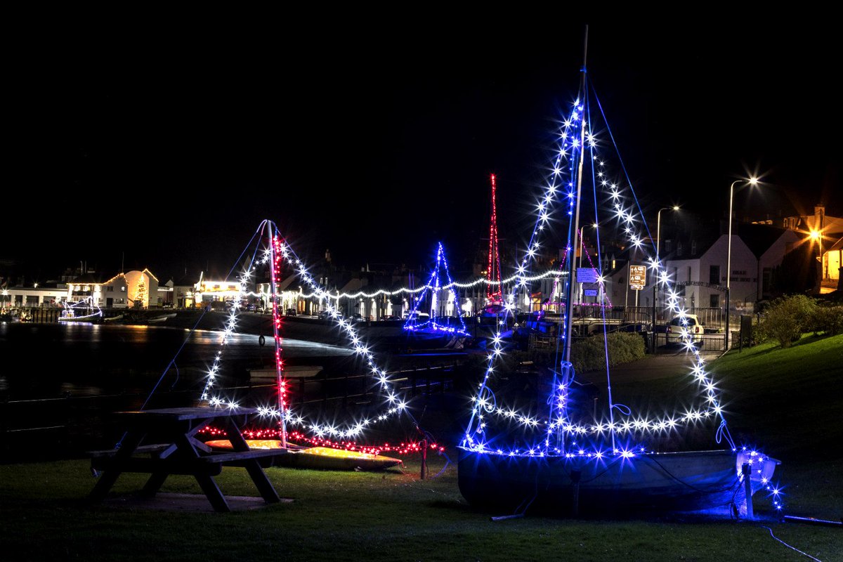 ullapool_lights's tweet photo. "Everyone looks forward to the moment when the lights come on.” #LightUpUllapool is a huge community effort, and with your help we can win #PeoplesProjects funding to take it to new heights. Vote online at https://t.co/OPOD5yTxHN, and please tell your friends! https://t.co/abgwNA1bPR