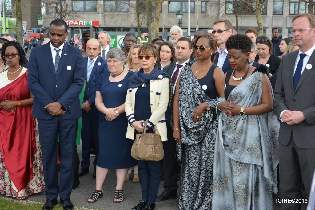 JPKarabaranga's tweet photo. Thanks ambassador @SabineNolke for joining us for #WalkToRemember2019 and Kwibuka25 @Kwibuka25 https://t.co/WzSIhAKvwy