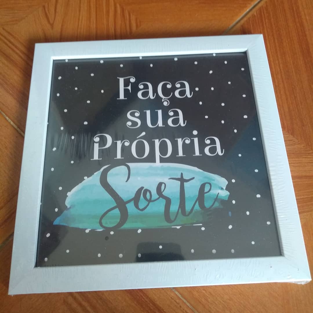 Guedes_Presente's tweet photo. Em nossa loja você também encontra lindos quadros para decorar  aquele cantinho preferido, e até mesmo para dar um charme a mais em uma  parede de sua casa. 
Preço, o maior está na promoção por R$ 21.00 e os menores por R$ 13.00! 
#Guedes #Presentes #presentesurpresa https://t.co/wEBiZUE67T