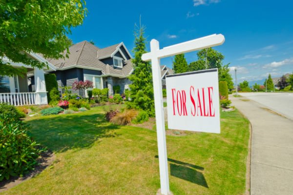 B.C. cracking down on shell companies owning real estate
After years of money laundering that has infiltrated the Greater Vancouver real estate market, the B.C. government announced a new law that will combat the practice. #BCrealestate #Vancouver 
legalblogs.findlaw.ca/legal-life/bc-…