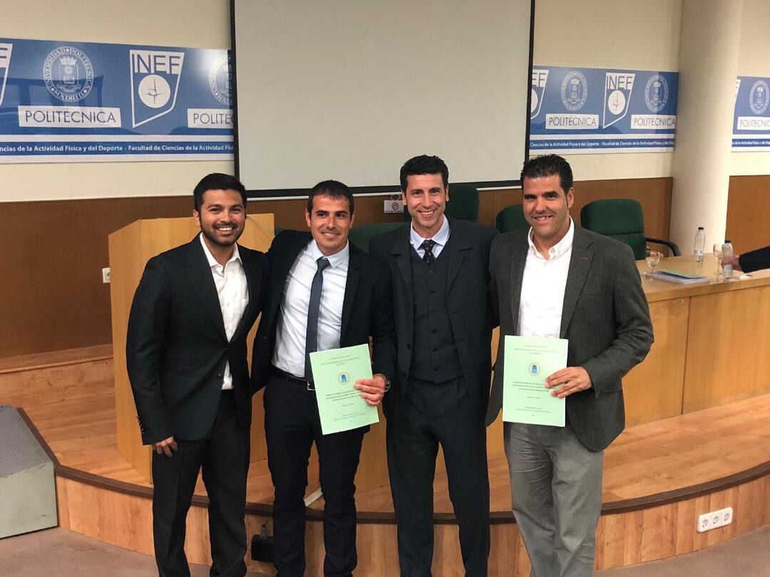 Ribot_Trainer's tweet photo. Siempre un placer asistir a un evento donde ciencia y deporte se unen, pero si encima es para ver a un amigo como @sjimenezrubio_ 🕵🏻‍♂️se convierte en Doctor, mucho más.

Y enhorabuena a sus directores y colabores👨🏻‍🏫 @PhD_Paredes @JesusRivilla y @NavandarA.

¡FELICIDADES! https://t.co/1QhEq8OOyt