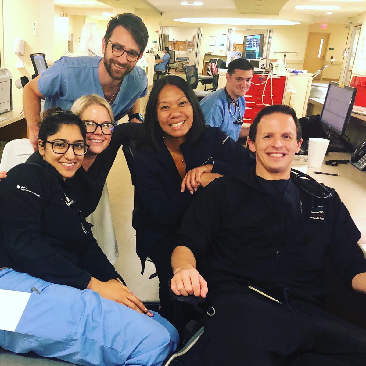 s_ruby4's tweet photo. Look at this handsome crew! Truly a generational pic of current residents with our graduated residents and now BAFERD attendings! @ACEPNow #EMwellnessweek19 #iEMwell https://t.co/vcbFNdmNDu