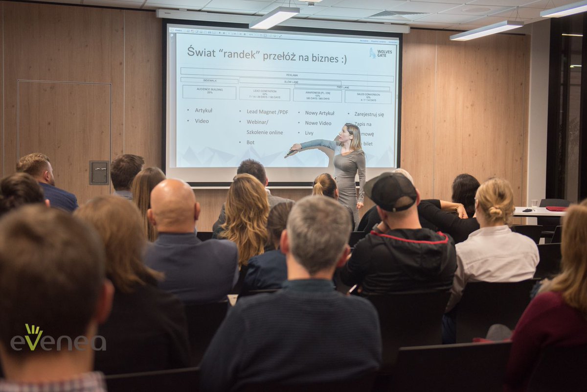 EveneaInfo's tweet photo. Już w czwartek w #Warszawa startuje nasza #Eventcepcja z i @aagorska @mtx @marta_klimowicz @Kotarbinski Dołożyliśmy ostatnią, ale to już naprawdę ostatnią pulę biletów(@hubhubcowork niestety nie jest z gumy😉) . Kto pierwszy ten lepszy 👉 https://t.co/oGSFJ6vuzw
#eventmarketing https://t.co/SWi3lDZry5