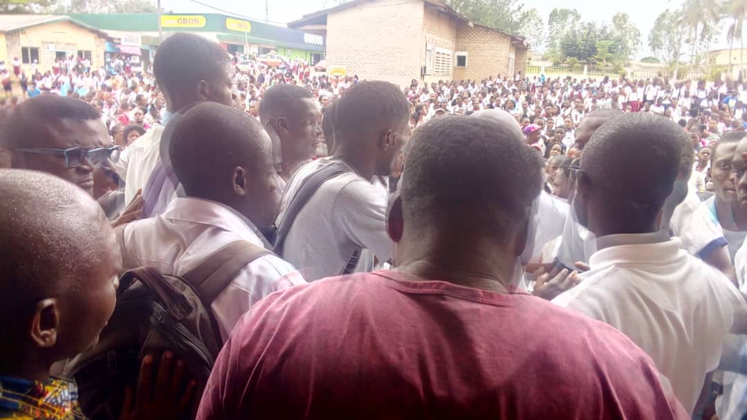 La jeunesse gabonaise sacrifiée par le pouvoir en place!! <a href="/UNESCO_fr/">UNESCO en français</a> ,<a href="/ONU_fr/">Nations Unies (ONU)</a>,<a href="/fidh_fr/">FIDH</a> ,<a href="/France24_fr/">FRANCE 24 Français</a> <a href="/franceinfo/">franceinfo</a> ,<a href="/amnestyusa/">Amnesty International USA</a> ,<a href="/amnestyfrance/">amnestyfrance</a> ,<a href="/UEFrance/">Commission européenne 🇪🇺</a> <a href="/matteosalvinimi/">Matteo Salvini</a> ,<a href="/lfd/">La Finestra Digital</a> ,<a href="/cgr_en/">CGR Official</a> <a href="/_AfricanUnion/">African Union</a> ,<a href="/UNICEF/">UNICEF</a> ,<a href="/UNICEF_france/">UNICEF France</a> <a href="/AFRICA24TV/">#AFRICA24</a> ,<a href="/ACAT_France/">ACAT-France</a> <a href="/LDH_Fr/">LDH France</a> <a href="/nytimes/">The New York Times</a> ,<a href="/amnestyusa/">Amnesty International USA</a>