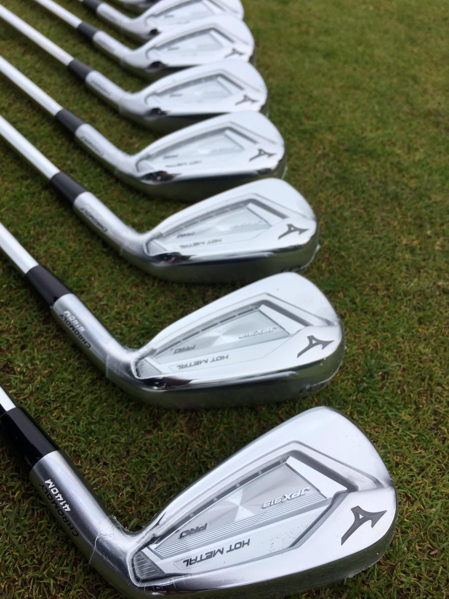 LBrotherhoodPGA's tweet photo. Monday’s mood will be improved for 7 customers following today’s delivery! The new @SrixonGolf Z Forged blade looks incredible! @mizunocustomfit #HotMetalPro https://t.co/zDX9w9kPeH