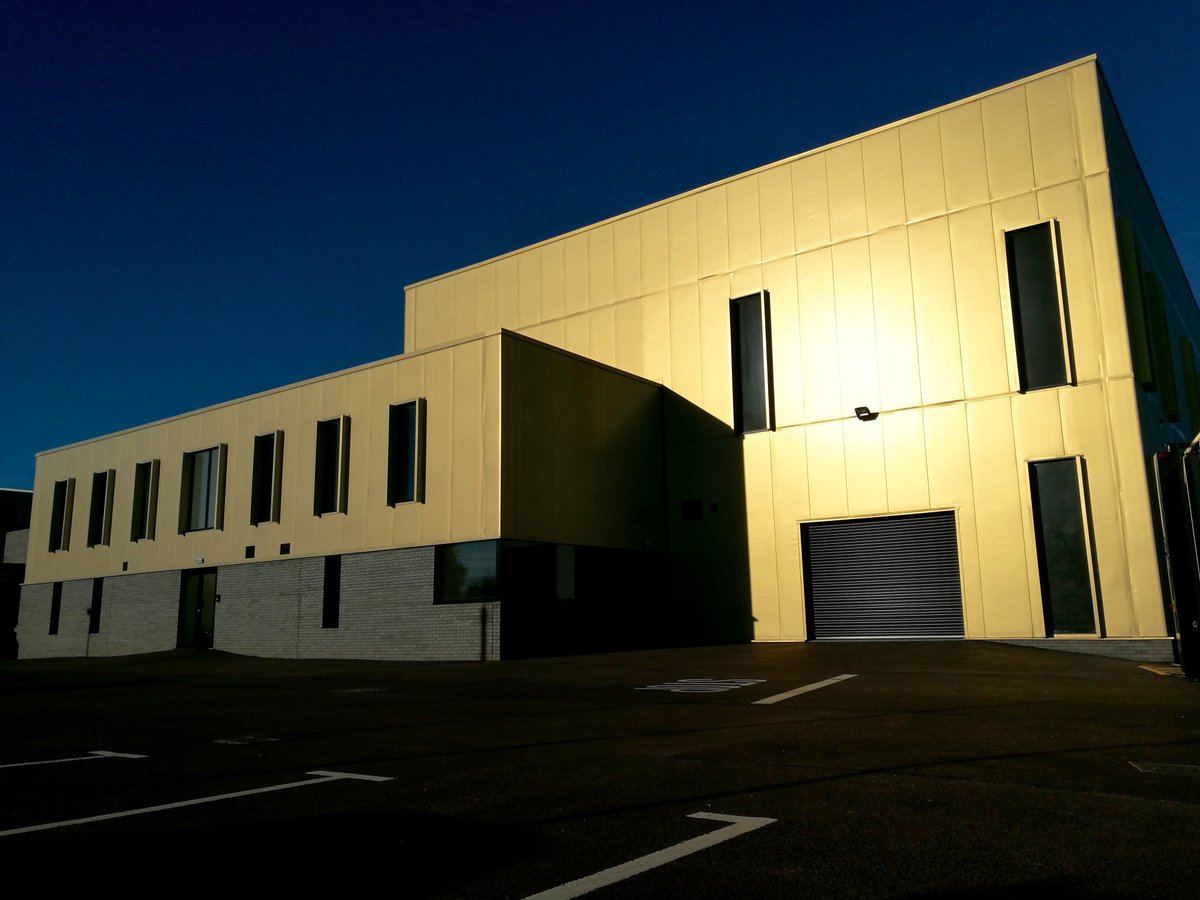 gridtelecoms's tweet photo. @wpdtelecoms is pleased to announce the inclusion of @Indectron, Shield House, Gloucester in its portfolio of connected data centres. https://t.co/gEdaKGvfZx