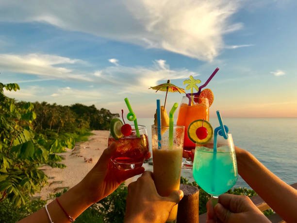 Foodiechats's tweet photo. Q10 #Foodiechats The Sun has set! Where would be your favorite spot to enjoy a drink with friends and watch the #Sunset. #BucketList Also, what are you drinking? #HappyHour https://t.co/8q7ZWPXUyX