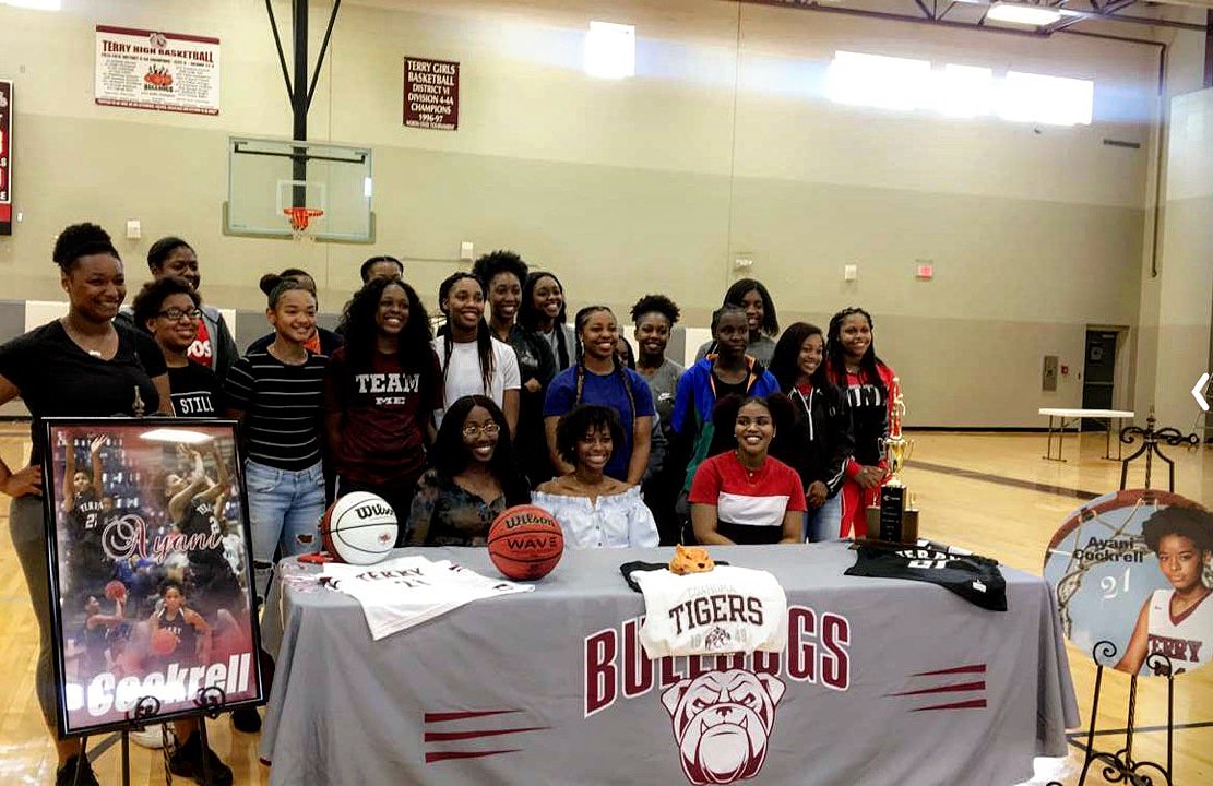 Welcome Welcome Welcome! Ayani Cockrell from Terry High School to the #TigerNation #CCCWBB 

#theuprising is coming! 👀🏀🐅