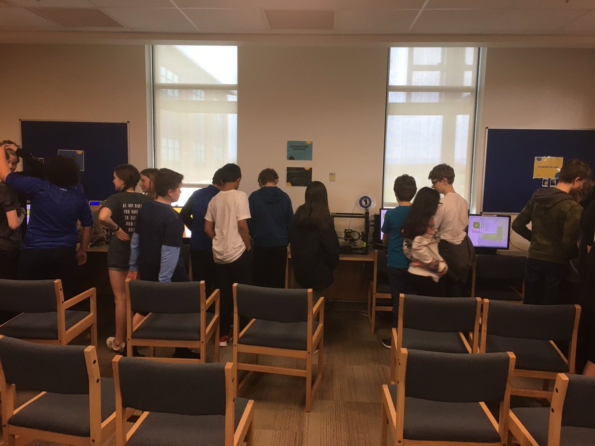 DougWickham's tweet photo. Thank you Mrs Sloss and Mrs McGee for bringing your @BruinsBMS classes to @BburgHSBruins to learn about 3-D printing. I had a great time with them! Thank you Mrs Christle @BburgHSLibrary for showing us a YouTube of your favorite printer...the chocobot! #techgagement #techsauce https://t.co/sGGhvyfi40