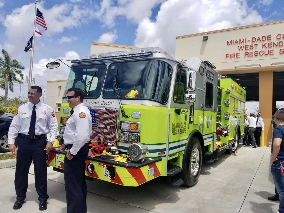 Local1403's tweet image. @MiamiDadeFire Truck Push-In Ceremony 2 of 3! #Engine57 was placed into service at Fire Station 57. This unit is our new “clean cab” engines designed to limit exposure of our #firefighters to harmful cancer-causing gases imbedded in our gear &amp;amp; equipment after a fire! #Local1403