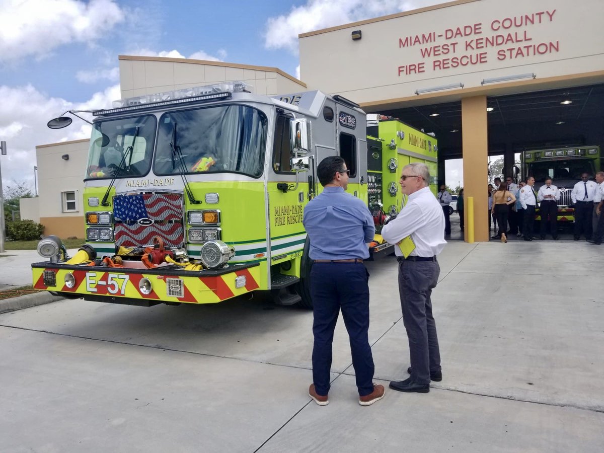 Local1403's tweet image. @MiamiDadeFire Truck Push-In Ceremony 2 of 3! #Engine57 was placed into service at Fire Station 57. This unit is our new “clean cab” engines designed to limit exposure of our #firefighters to harmful cancer-causing gases imbedded in our gear &amp;amp; equipment after a fire! #Local1403