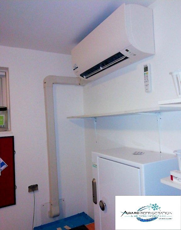 AwardRAC's tweet image. #spring is here, enquires are coming in fast.

#HSE have put guidelines in place for #working conditions in the #UK for #employees &amp;amp; #studies show that #productivity is increased with #comfortable working conditions 

#heat #Cool #aircon #Devon
#devonhour #TorbayHour @Torbay_Hour