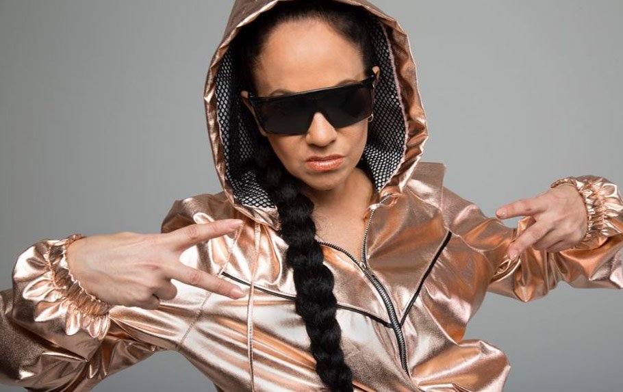 Los martes son de La Grande y mañana se pone bien lindo con <a href="/miss_bolivia/">Miss Bolivia Prensa 💪🏾</a> de invitada especial ¡A dejarse llevar en este ritual musical de cada semana! 😍
👉 bit.ly/2uVkXC1
#AgendaVuenoz #MartesdeLaGrade #RecisVuenoz