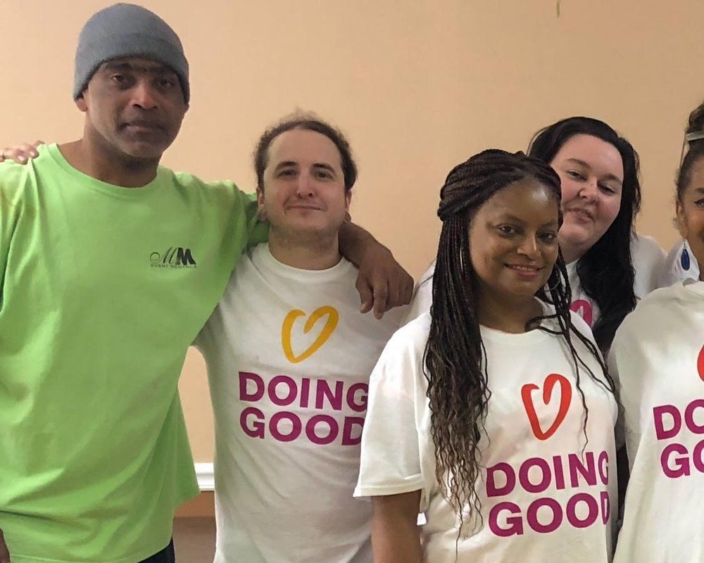 HandsOnAtlanta's tweet photo. Celebrate @GoodDeedsDay all month long by volunteering with one of these fun projects led by our Civic Fellows! #volunteer #dosomethingood https://t.co/JB1NPsXQUl https://t.co/HVQ0dNNZJc