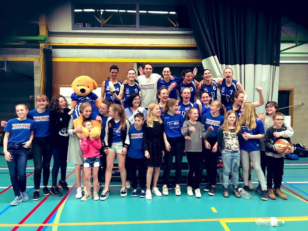CharlotteeQ's tweet photo. 🏆 TOPTEAM 🏆 https://t.co/ULkhWigu8j