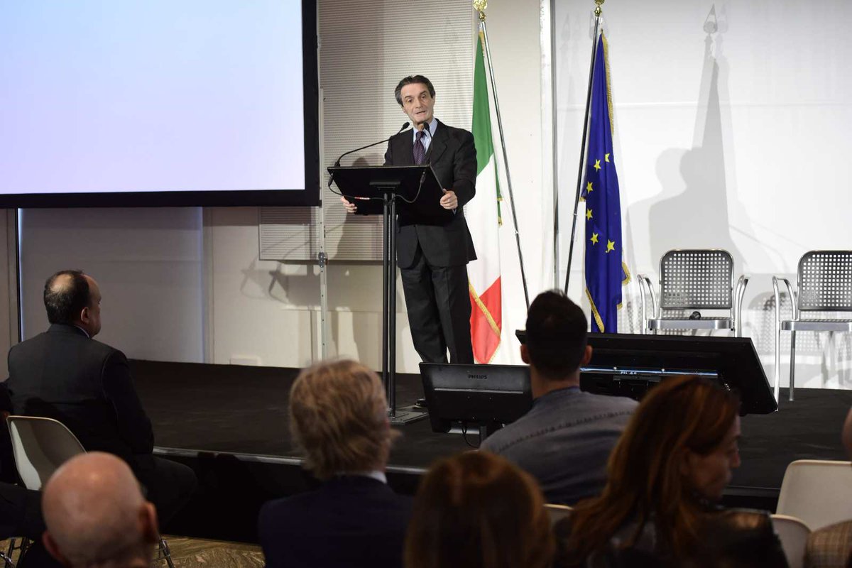 FontanaPres's tweet photo. Alla presenza del presidente @GiuseppeConteIT, ho partecipato all'inaugurazione del #Museo del #Design Italiano, destinato a dare valore aggiunto alla collezione della @triennalemilano. 1/3
#RegioneLombardia #Triennale #MuseoDesign https://t.co/omSoTQwR5p