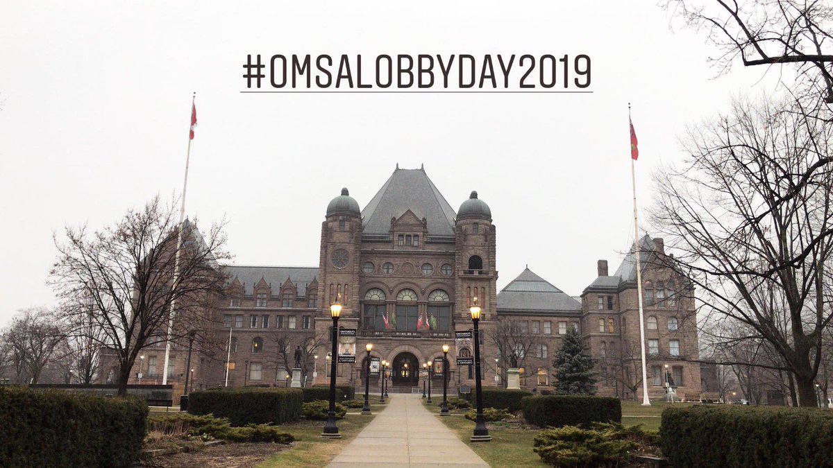 anserdaud's tweet photo. Medical Students of #UofTMed take on Queen's Park as park of #OMSALobbyDay Weekend! We share our concerns about the issue of unmatched graduates.
#TomorrowsPhysicians #TeamToronto #NoGradLeftUnmatched #ONmedstudents #ONPoli #CDNPoli https://t.co/zMAarzBlHM