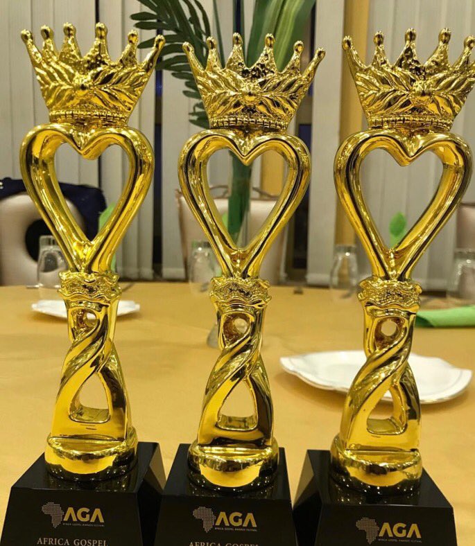 Sowetogospel's tweet photo. The Choir was awarded an award for #AfricanGospelChoirOfTheYear @AGAFEST2019 #AfricaGospelAwards2019 thank you Ghana for the love 🙏🏽and thank you to all the organizers  https://t.co/fxbHW0fUrG https://t.co/vhZxpNVBry