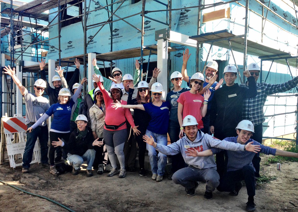 HabitatLA's tweet photo. We want to thank the wonderful #volunteers πͺ from Presbytery of the Pacific for continuing to come build with us in #CulverCity. Your commitment to these families π is so appreciated. π THANK YOU! #VolunteerWorkMakesTheDreamWork #BuildingInFaith #NationalVolunteerWeek https://t.co/4anDgJKnRd