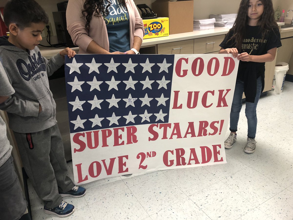 HannahPhilley's tweet photo. Thank you 2nd grade for the encouragement this morning! #BarronWordFamous #5thGradeLions https://t.co/nfeNHnmwqI