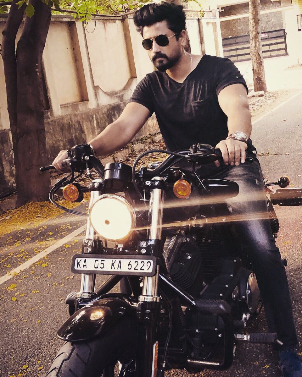 rahulsalanke145's tweet photo. 🎥.... with @TAARUNCHANDRRA https://t.co/i3uSvWu9HJ