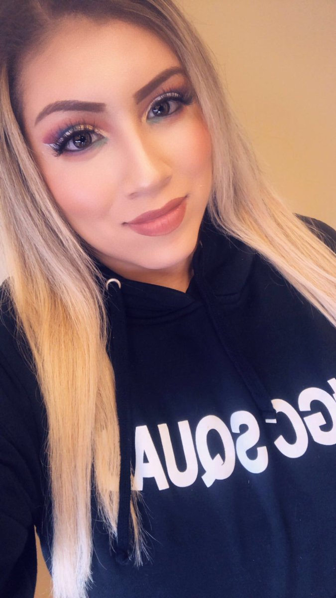 jjgladis's tweet photo. #gcsquad #gcvibes โฅ๏ธ lippie is 1995 hydramatte ๐ฅฐ๐๐๐ป๐คฉ #gcmerch @HYIMJEN @GerardCosmetics https://t.co/KGrCHW4B1P