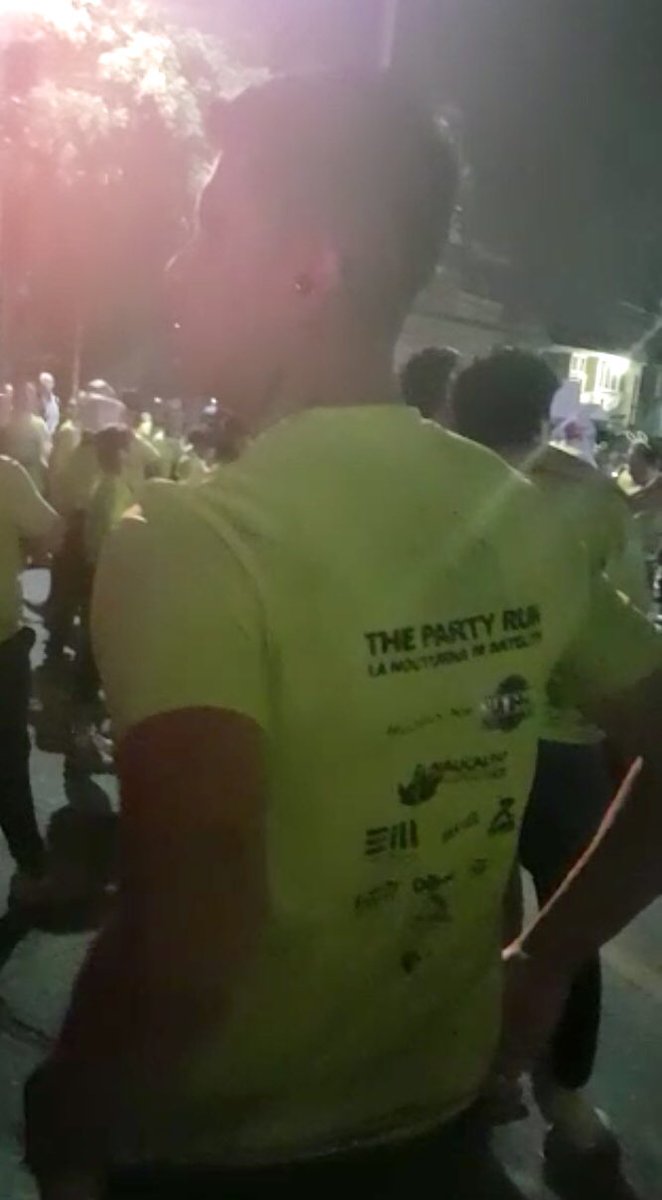 oszvaldosanchez's tweet photo. Excelente carrera nocturna la del fin de semana “ The party Run “ 8km de Luces y mucha buena vibra. #ThePartyRun #EDOMEX #Naucalpan #RunningNight #8k #Neonlights #El2019 #AñoSpartan #Momentos https://t.co/Xv2BqKO4JB
