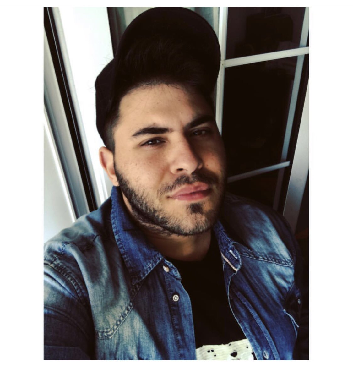 LabrosMou's tweet photo. #greek_men #igers #greece #beardman #selfie https://t.co/2LKniXEBAY