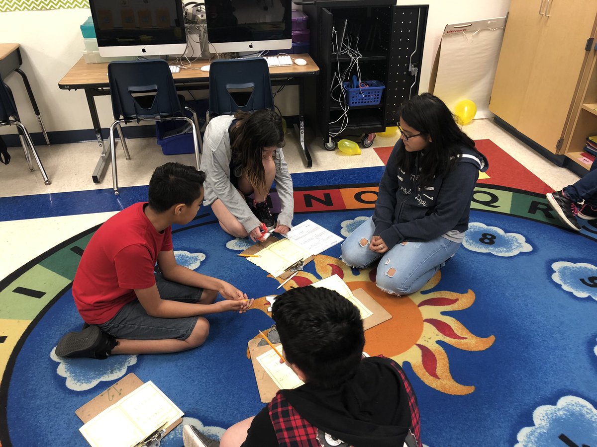 CherylSchriewer's tweet photo. Mr. Rodriguez’s class working hard to escape Planet Emoji! Reading skill review rocks!
#RodriguezES #SISDlearners #wegotthis https://t.co/6awrQvRaAQ