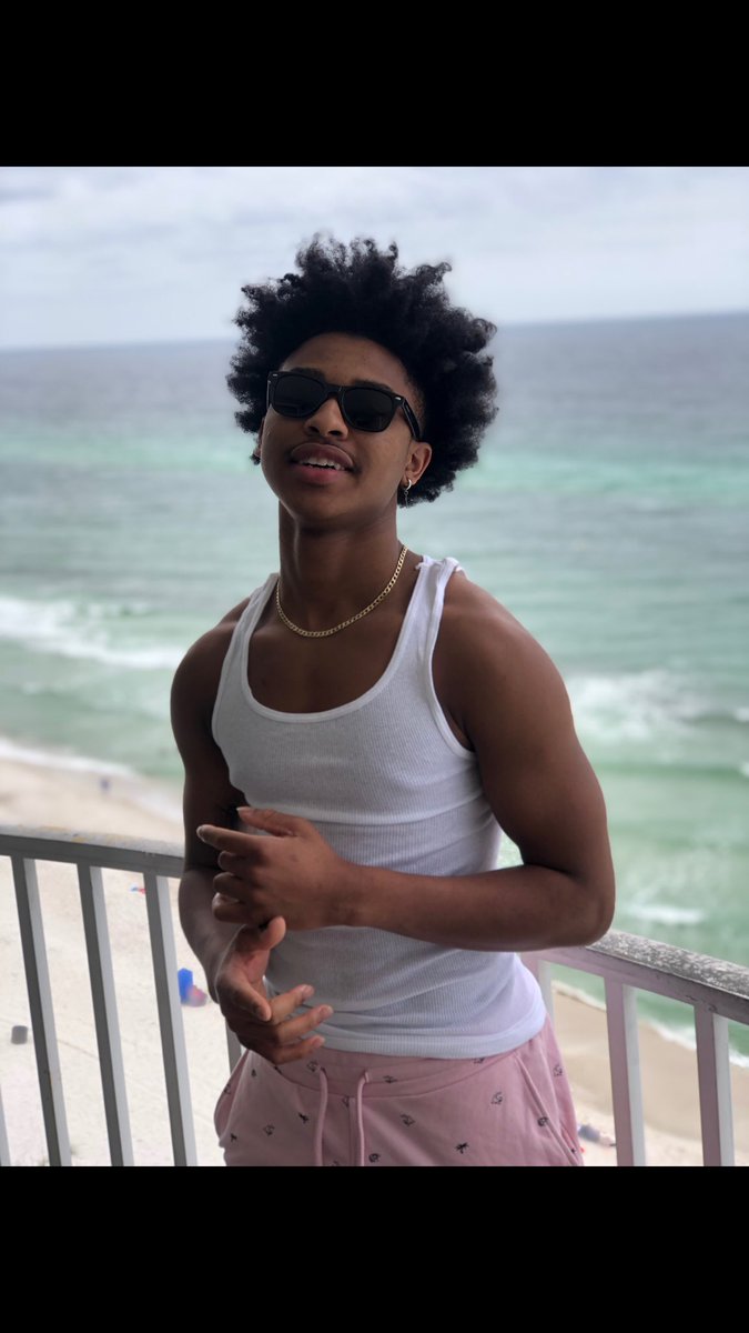 traylor_cameron's tweet photo. #PCB19 https://t.co/Bty2QaOhZ7
