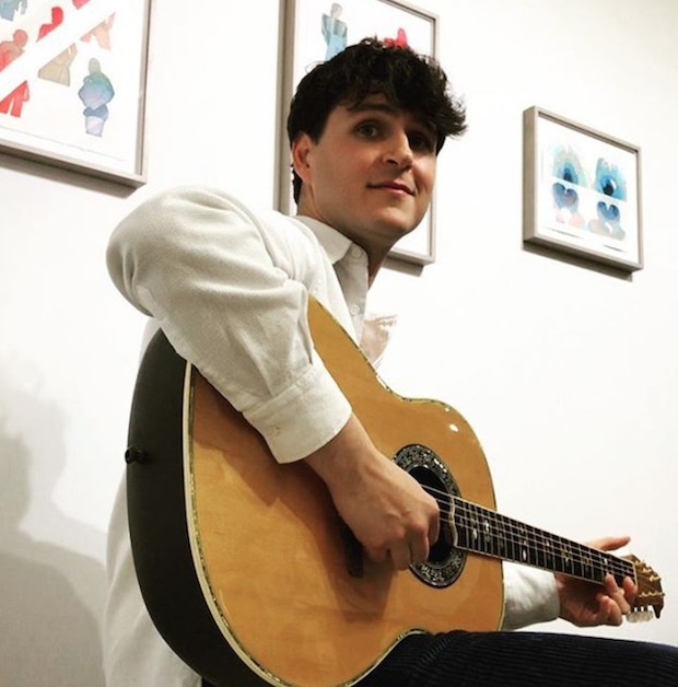 Happy 35th birthday to our favourite frontman, Ezra Koenig!  ( 