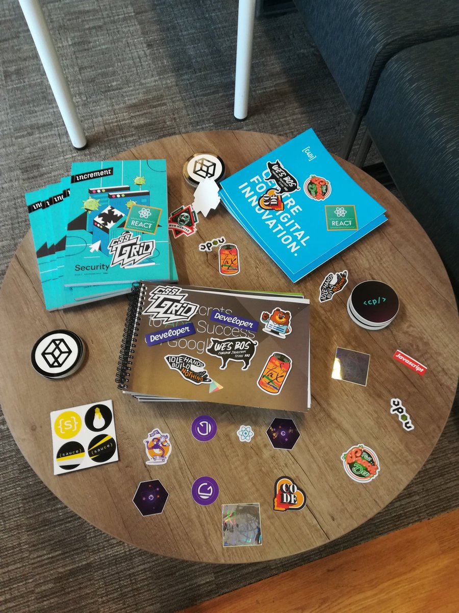 hullstack's tweet image. Refreshments and merch at the ready 🍼 🍩 📜 #CodepenHull