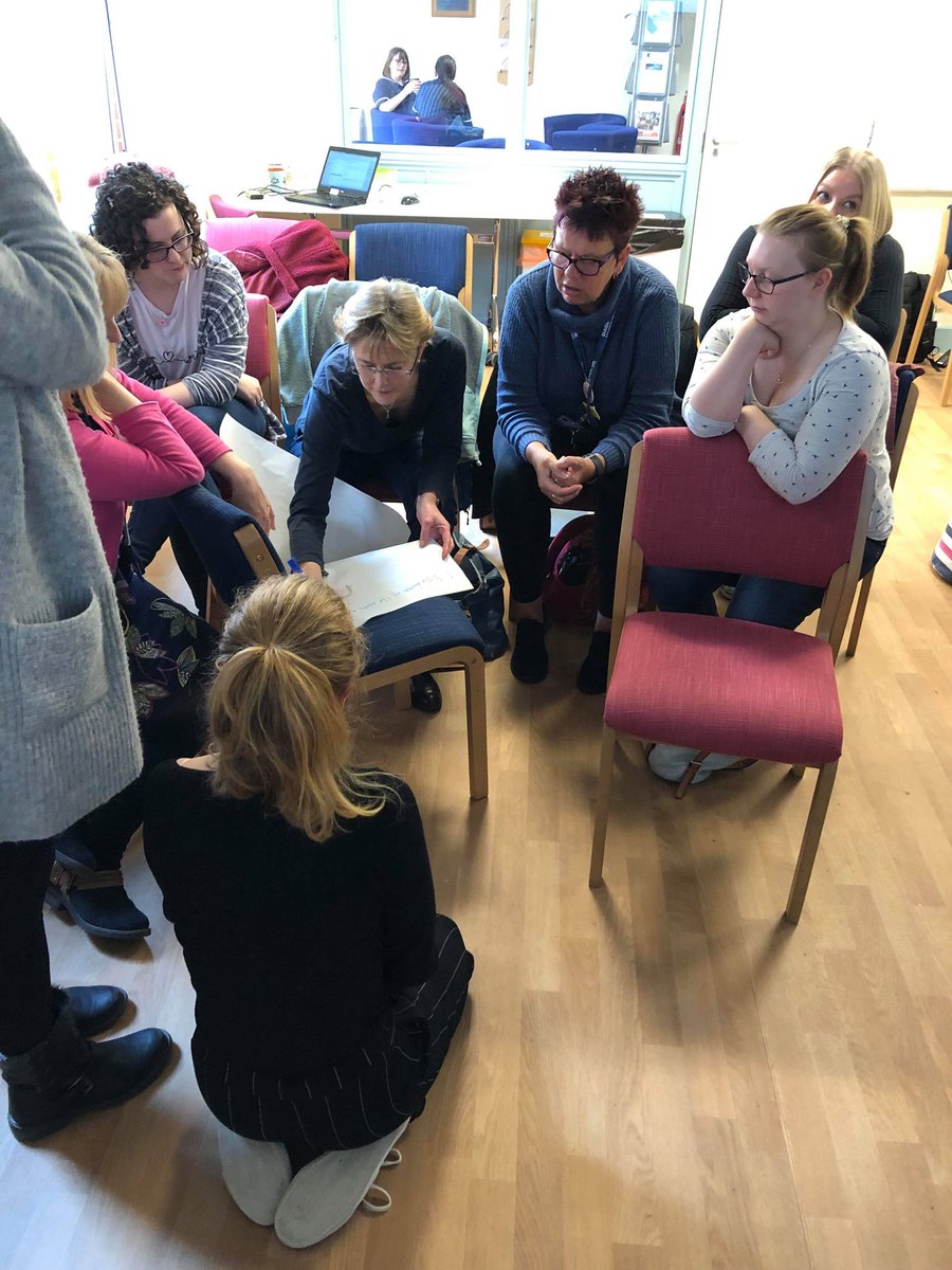 Smokefreemums's tweet photo. In #Somerset we maintain a close working relationship with our #midwives to ensure every woman has a CO screen at booking and is referred to our service with annual mandatory training #newandinteractive @MusgrovePark #M2Bs #howcanweimprove #SATOD https://t.co/fsZbIx20as