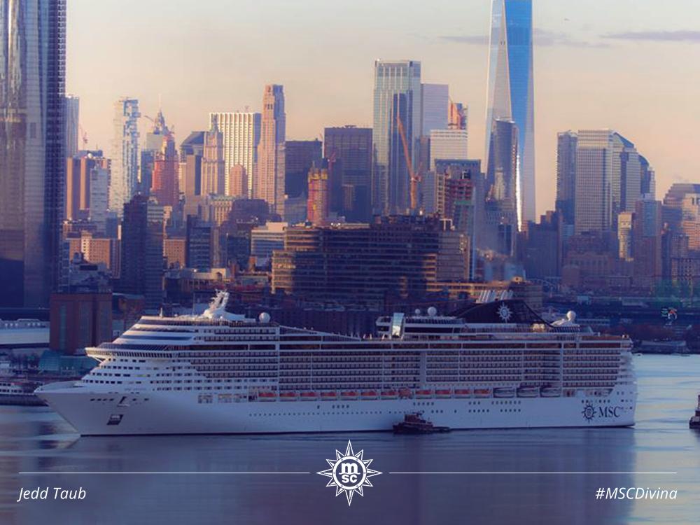 MSC_Crociere's tweet photo. Lo skyline di New York al tramonto con #MSCDivina. Hai mai visto un panorama così? Grazie Jedd Taub per la foto stupenda. https://t.co/lnMN5CQoJm https://t.co/SXkvRRdAQt