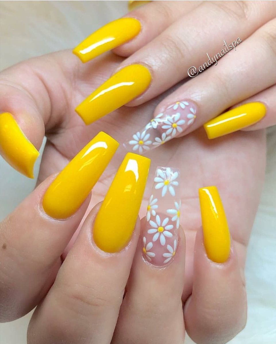 SC_Cosmetics_UK's tweet photo. Spring inspired nails ๐ป
#flowernails #springnails2019 #brightnails #springtime #waitingforspring #springfeed #ig_spring #mua #makeupoftheday #acrylicnails #nailinspiration #nailsart #manicure #yellownails #instanail #nails #flowernails #nailinspo https://t.co/ZqMrTSPR9E