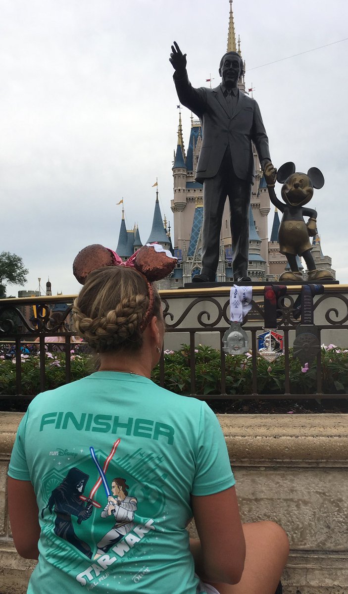MelissaHBurg's tweet photo. It’s been magical... see you again real soon! 👭💫🏰🏃🏼♀️❤️ #MickeyMouse #StarWarsHalf #KesselRunChallenge #RunDisney #SistersTrip #40sAreFabulous #AllTheSchnacks #AllTheMiles #EveryMileIsMagic #4ParksOneDay https://t.co/puOrfrKRFu