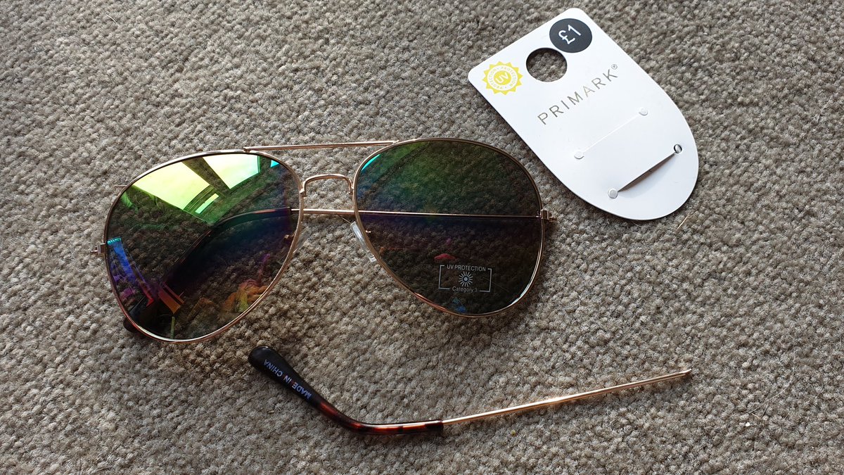 DomParris's tweet photo. @Primark bought these for the wife at the weekend and they didn't even get as far as her head before the arm fell off. Nearest Primark is a 20 minute drive, so not worth taking them back. They were only a pound but very disappointed. https://t.co/ewwA0Y5P7q