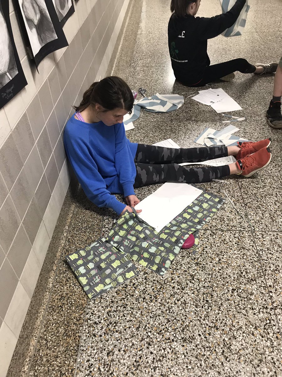 Mrs_CEaton's tweet photo. Experienced my first book tasting in @cbarrington28 classroom and backpack sewing in @LizRyleMilliken class- great start to open classroom week! #MarcellusCSD #openclassroomweek #booktasting https://t.co/bIXOCI9g7s