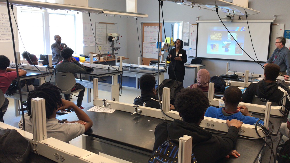 Ms. Burrows and Dr. Totimeh talking to engineering and cyber security students. Giving our students the benefit of their experience.  <a href="/McKinleyAOIT/">McKinley AOIT</a> <a href="/MTHSTrainer/">McKinley Tech EC</a> <a href="/NAFCareerAcads/">NAF</a> #BeFutureReady #dcpsrising