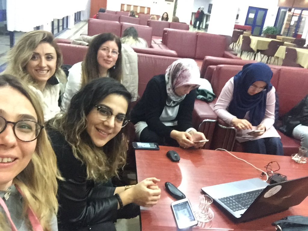 ErogluSeyide's tweet photo. #STEMEğiticiEğitimi @BBzngl @bircankeles #STEMDiscoveryWeek #stemic #Scientix https://t.co/zbrYsIhnUF
