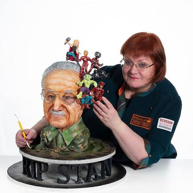 Have you seen @totallysugarlondon’s Stan Lee which won Best Collaboration at the Cake International Exhibition at @excellondon this weekend?! Wow!
-
#totallysugar #wimbledonartstudios #wimbledonartfair #wafmay2019 #sugarcraft #sugarsculpture #marvel #sta… bit.ly/2VuafOA
