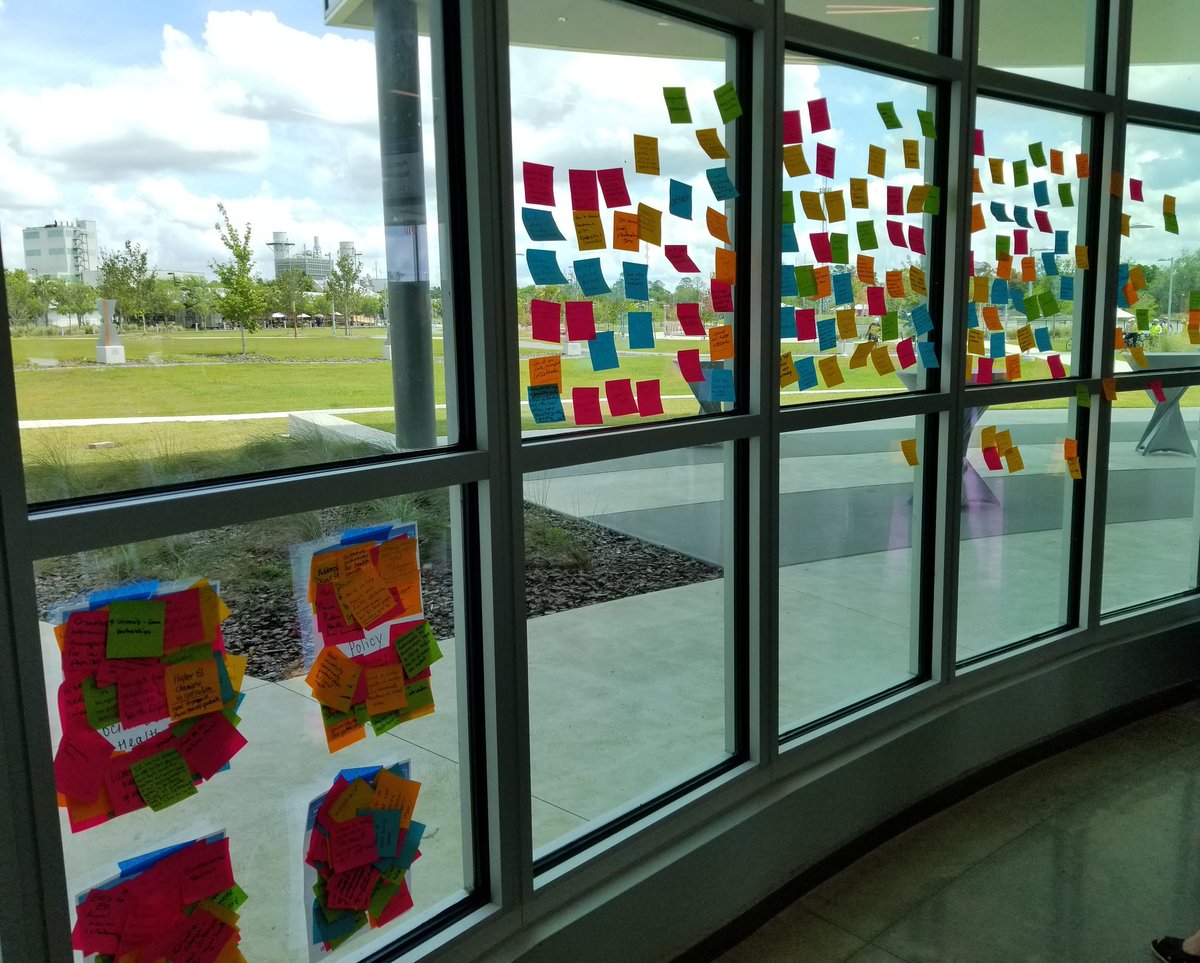 jlkrasch's tweet photo. Trying to connect the dots to develop new collaborative approaches to improving rural health and reduce health disparities... bringing together different stakeholders to address major challenges. And the ideas just keep coming! #ruralunmeeting @UFCTSI @PennStateCTSI https://t.co/1EJ4RO1l2d