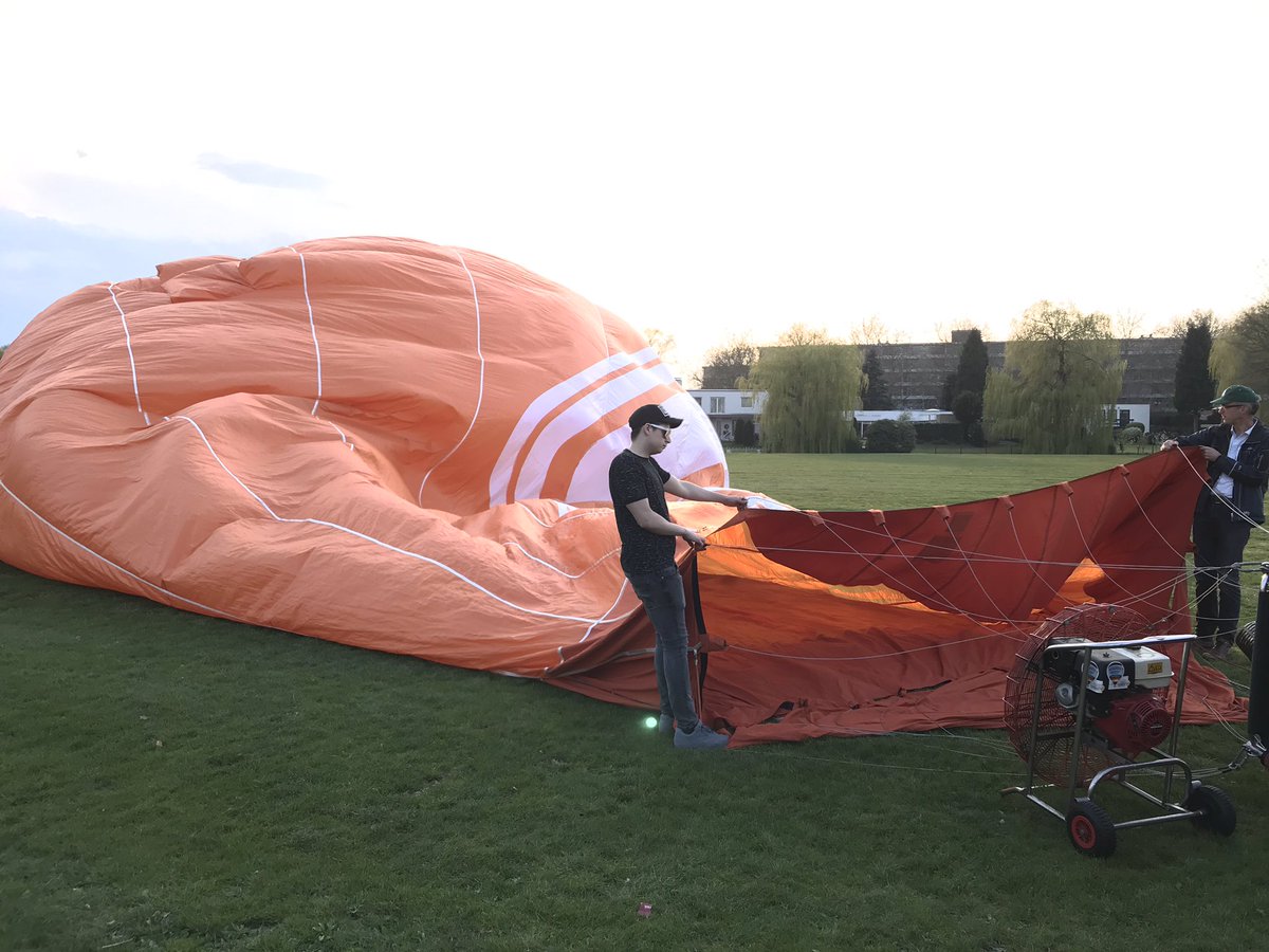 De eerste vaart van het jaar gaat zo de lucht in! Opstijgen in Veenendaal en richting de Betuwe. #Brevis #Brevisballon